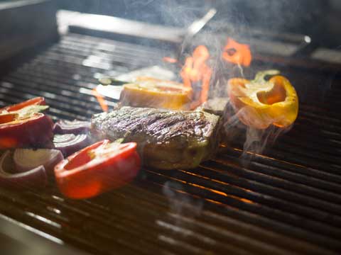 BBQ- Barbecue Barbecue auf dem heissen Grill